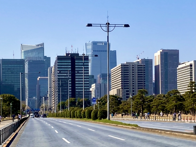 蓄電池市場の動向と将来予測